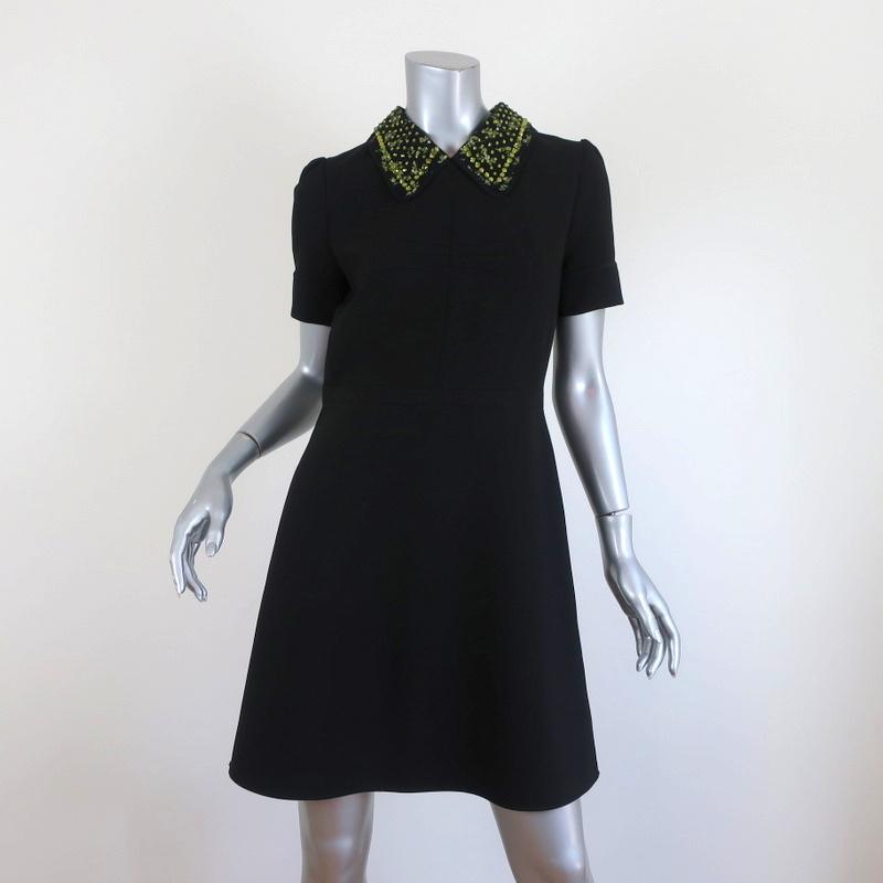 No. 21 Crystal-Embellished Collar Shift ...